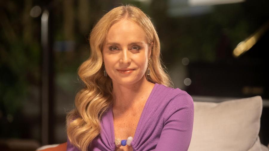 Angélica posta foto e reportagem antigas Angélica posta foto e reportagem antigas