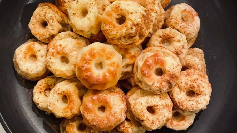 Bolo feito com ingredientes que costumam estar na despensa surpreende pela textura - Arquivo pessoal
