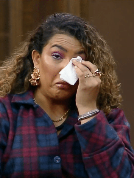 Camila Moura foi a sexta eliminada de A Fazenda 16 Camila Moura foi a sexta eliminada de A Fazenda 16