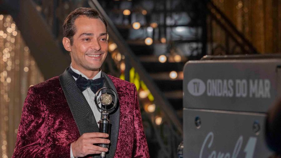 Alfredo (Eduardo Sterblitch) em "Garota do Momento - Fábio Rocha/Globo